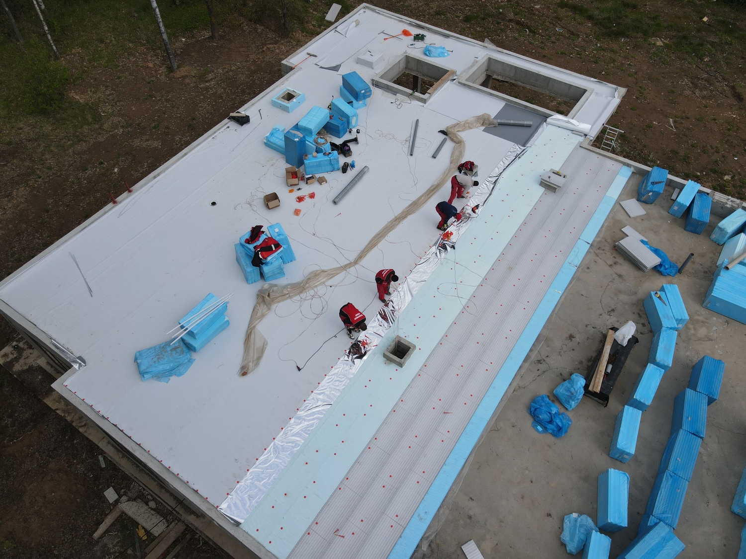 монтаж эксплуатируемой кровли частный дом монтаж плоской эксплуатируемой кровли коттедж