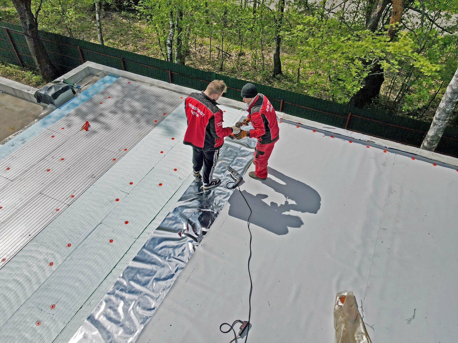 монтаж кровли с контролитом плоская кровля контролит